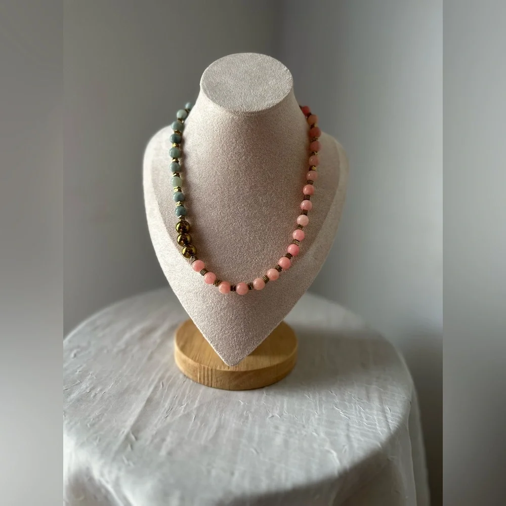 MIXED STONES BLUE GREEN PINK STATEMENT NECKLACE 18” GOLD HEMATITE